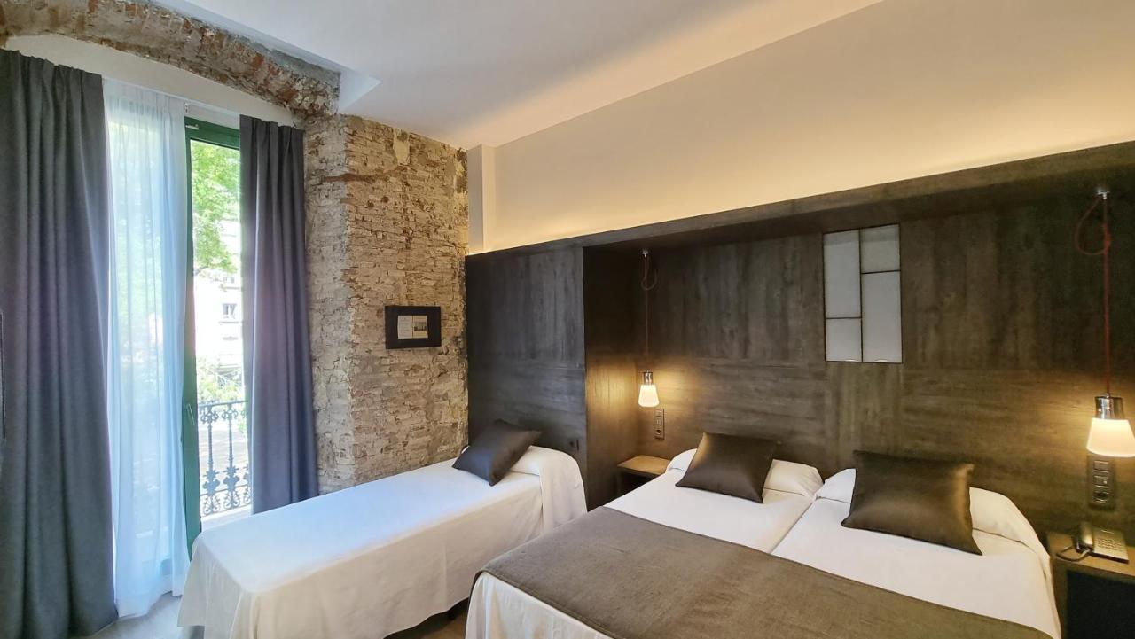 Comfort Triple Room External View