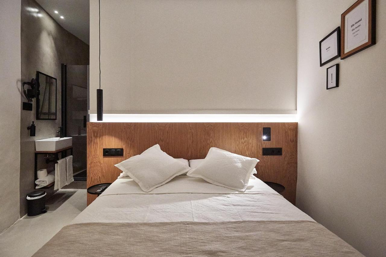 Standard Double Room with Shared Bathroom,1247692249:JPEG