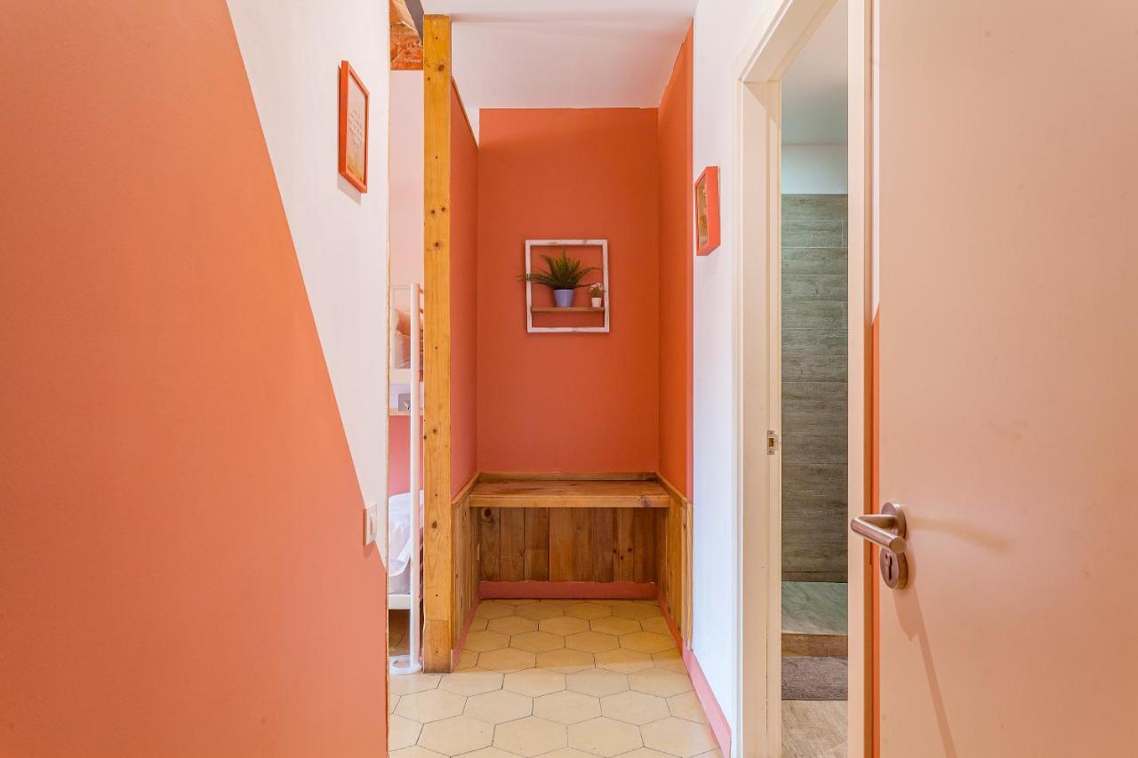 Family Room Private Bathroom