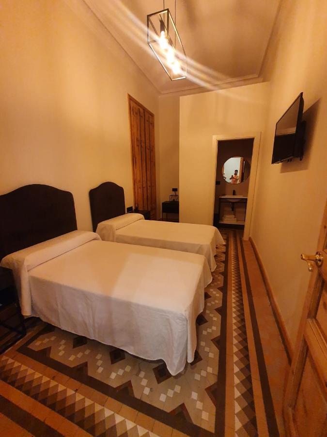 Quarto Twin com Casa de Banho