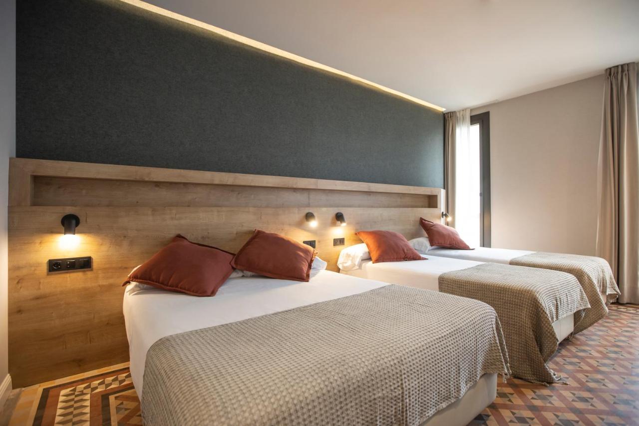 Quarto Quádruplo com Varanda