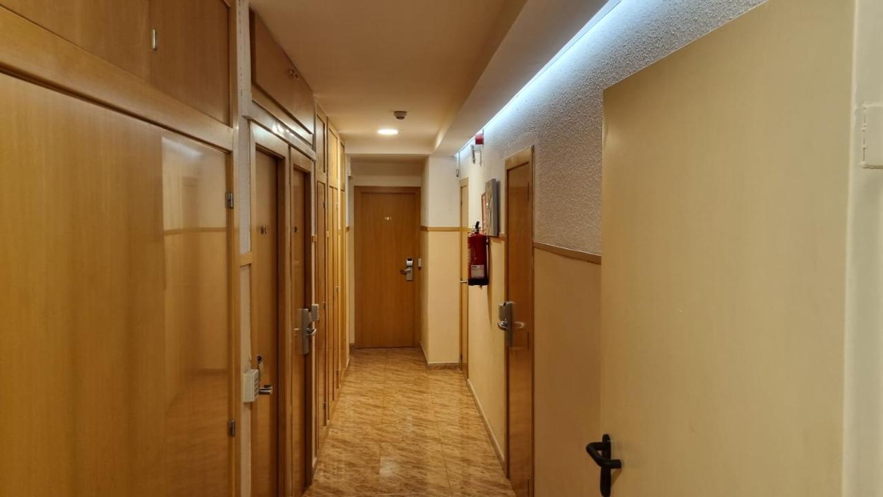 Double Room with Private Bathroom,1432137511:JPEG