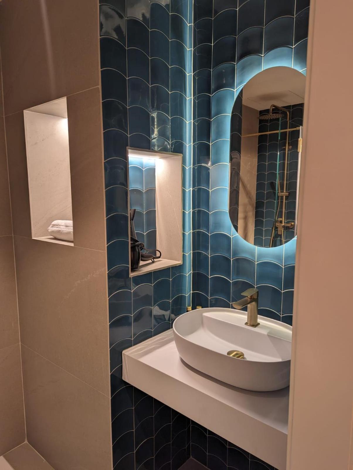 Quarto Twin Standard