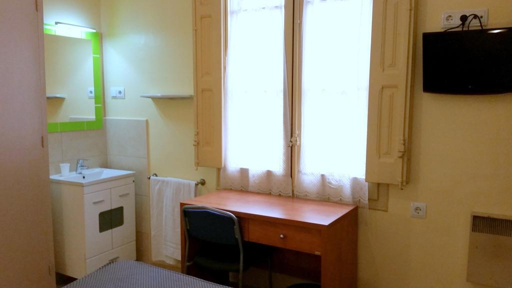 Tweepersoonskamer met Gedeelde Badkamer