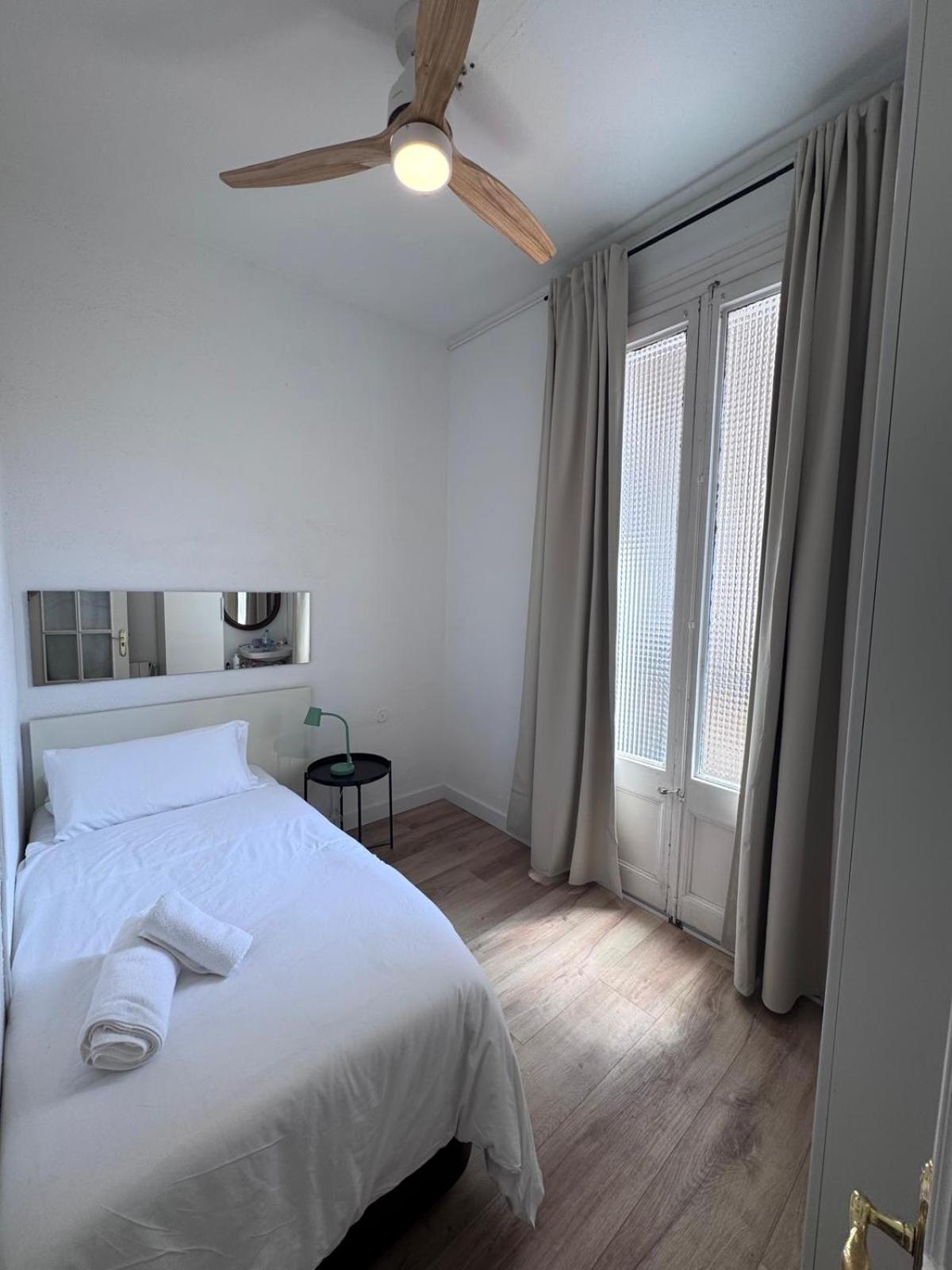 Single Room with Shared Bathroom,1677886308:JPEG