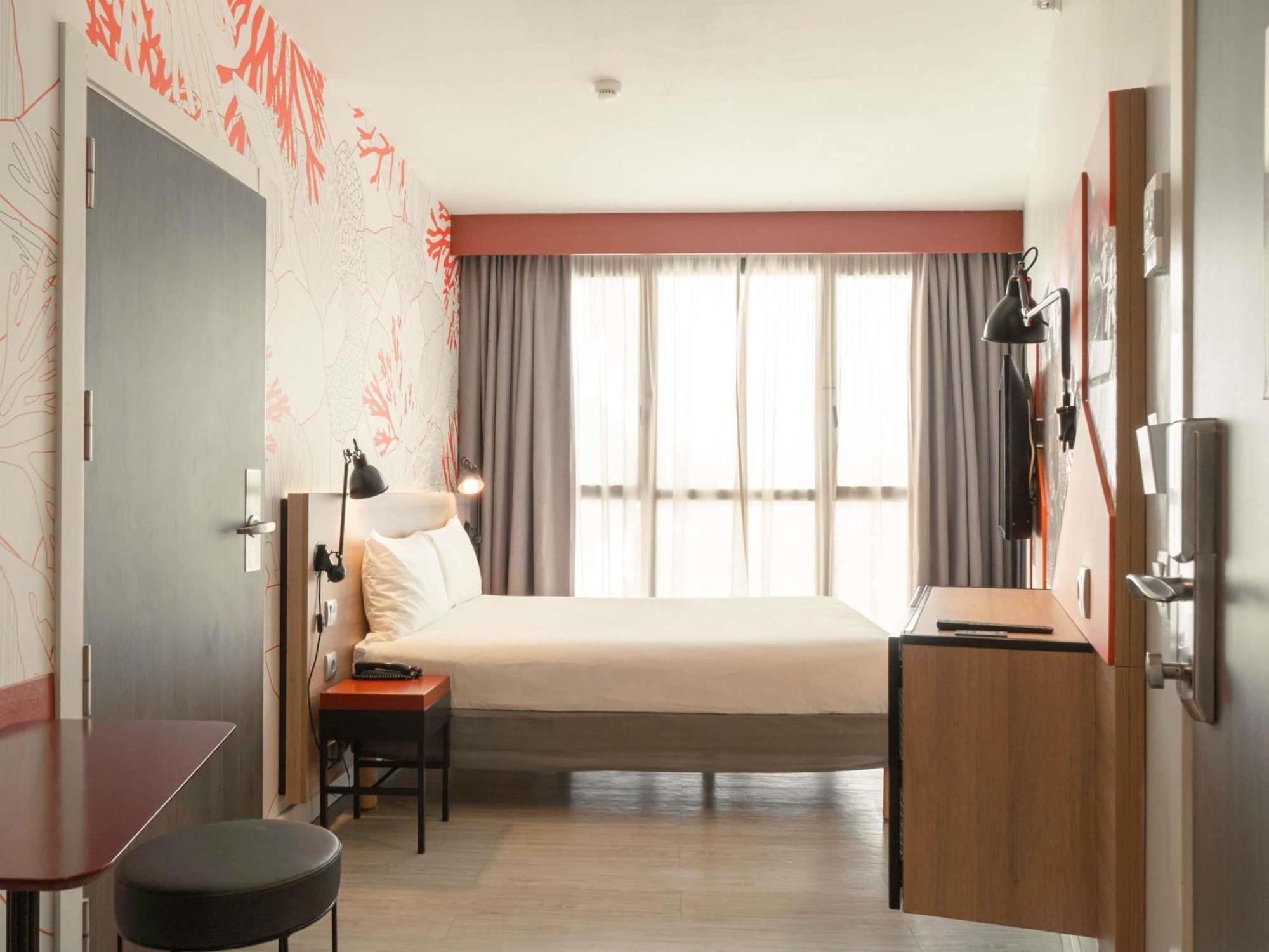 Quarto Familiar Comunicante com 2 Quartos Adjacentes