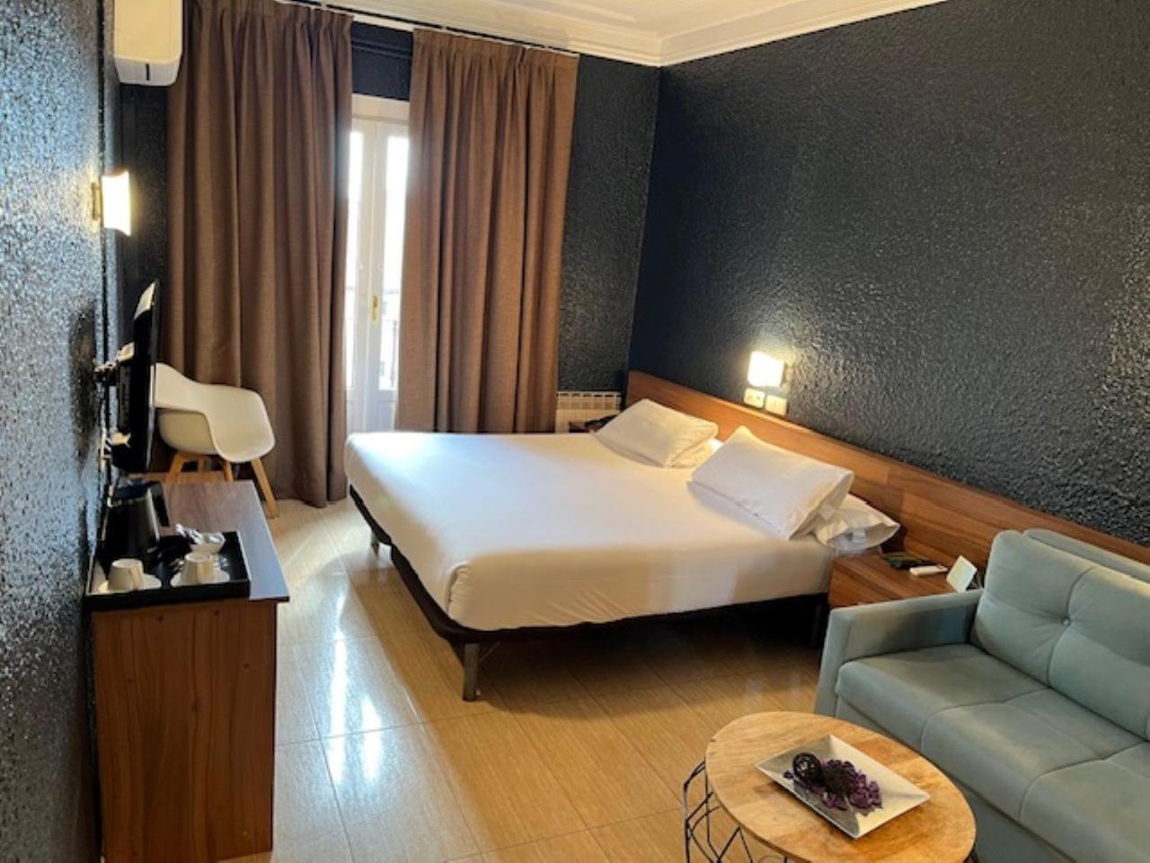 Superior Queen Room