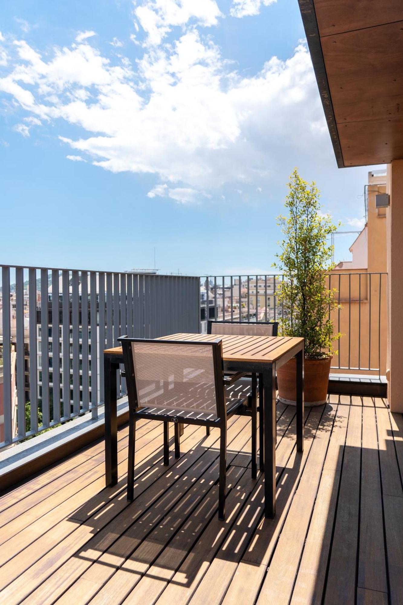 Suite City View