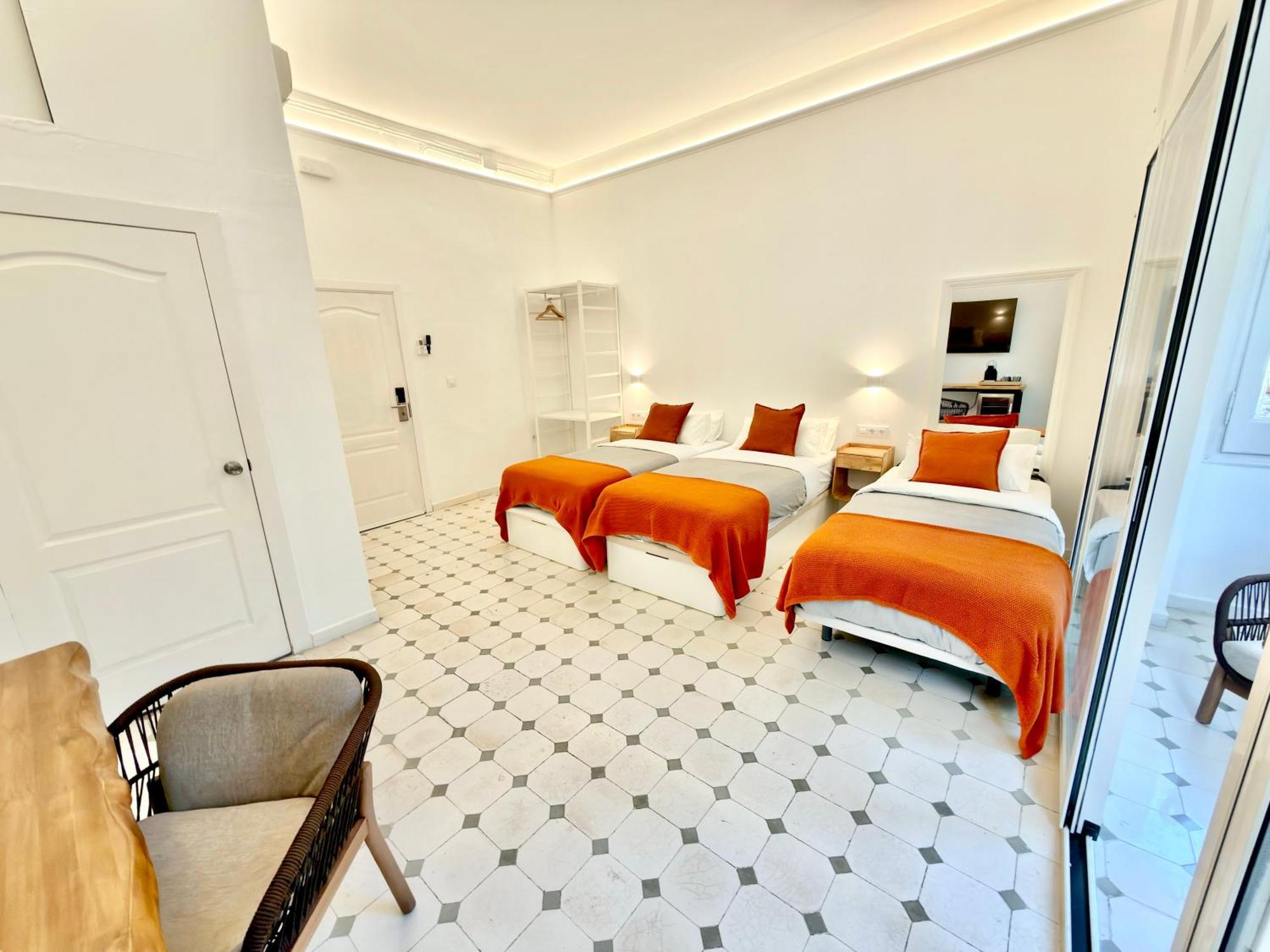 Triple Room Private Bathroom