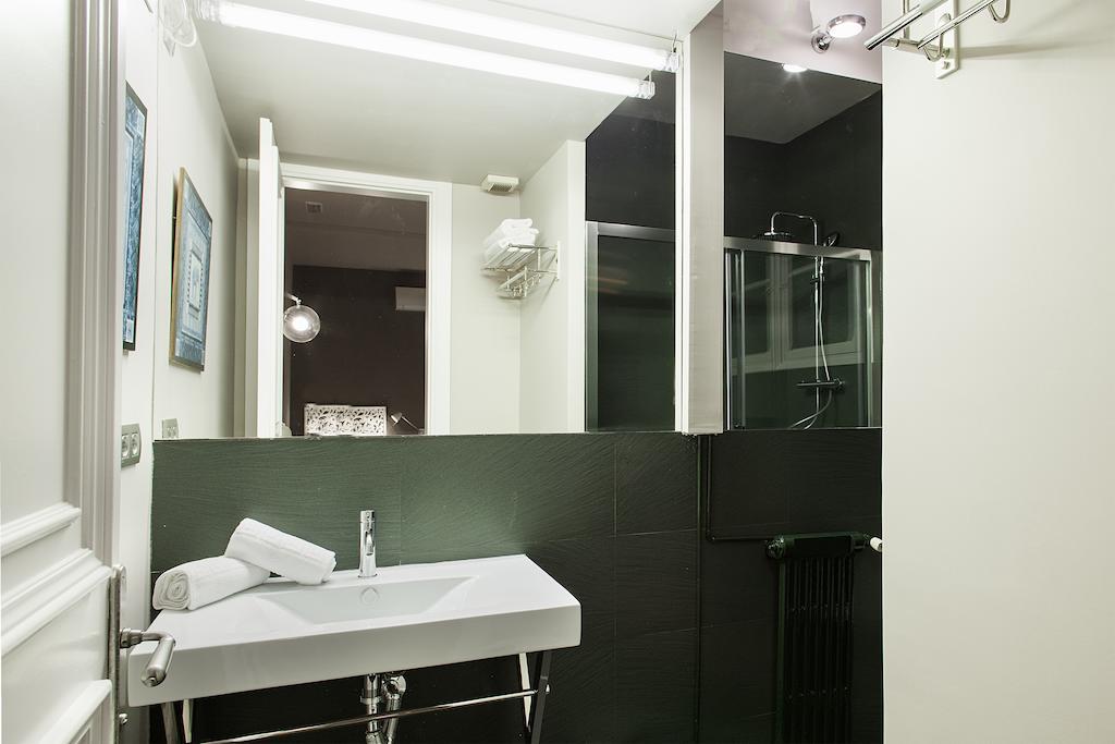 Suite mit Stadtblick und Balkon