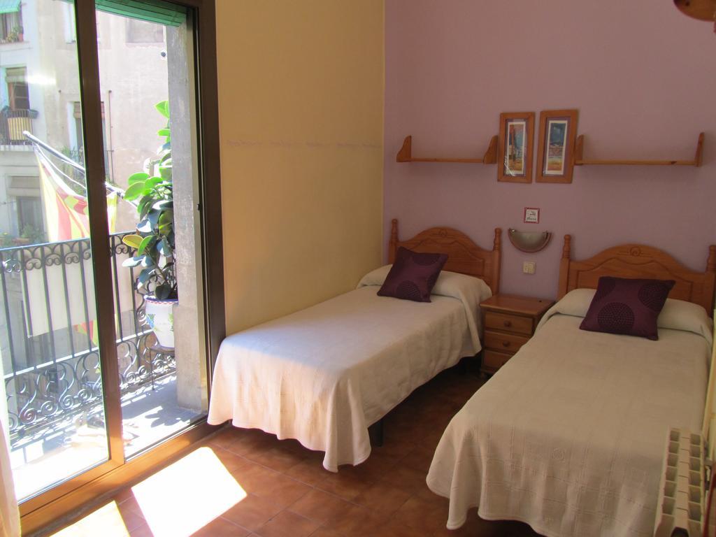 Zweibettzimmer mit Gemeinschaftsbad