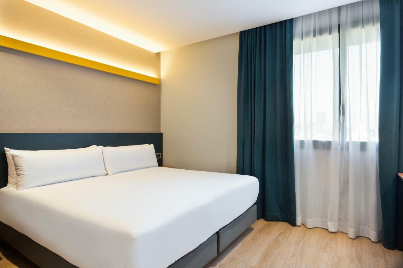Double or Twin Room,810737787:JPEG