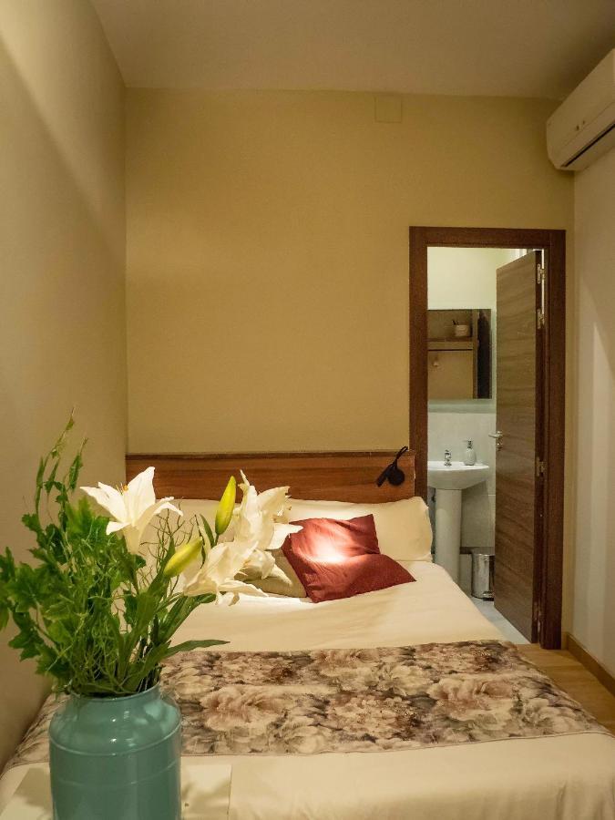 Interior Single Room private Bathroom