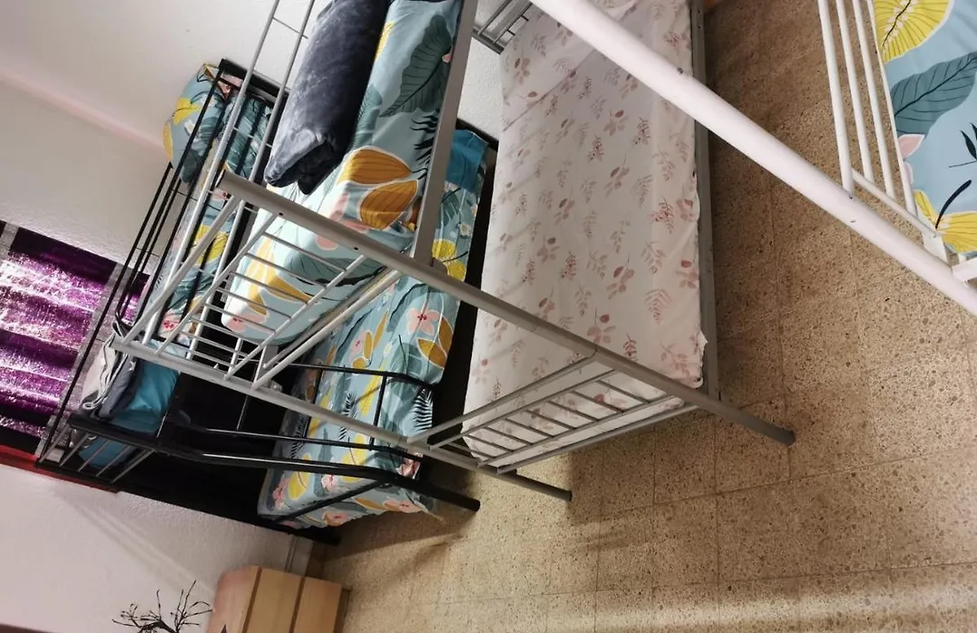 Hostal Babylon-1