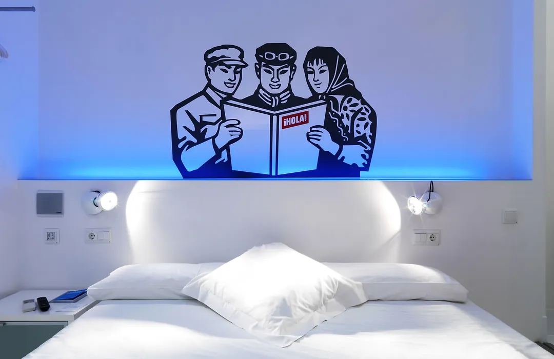 Chic&Basic Tallers Hostal-1