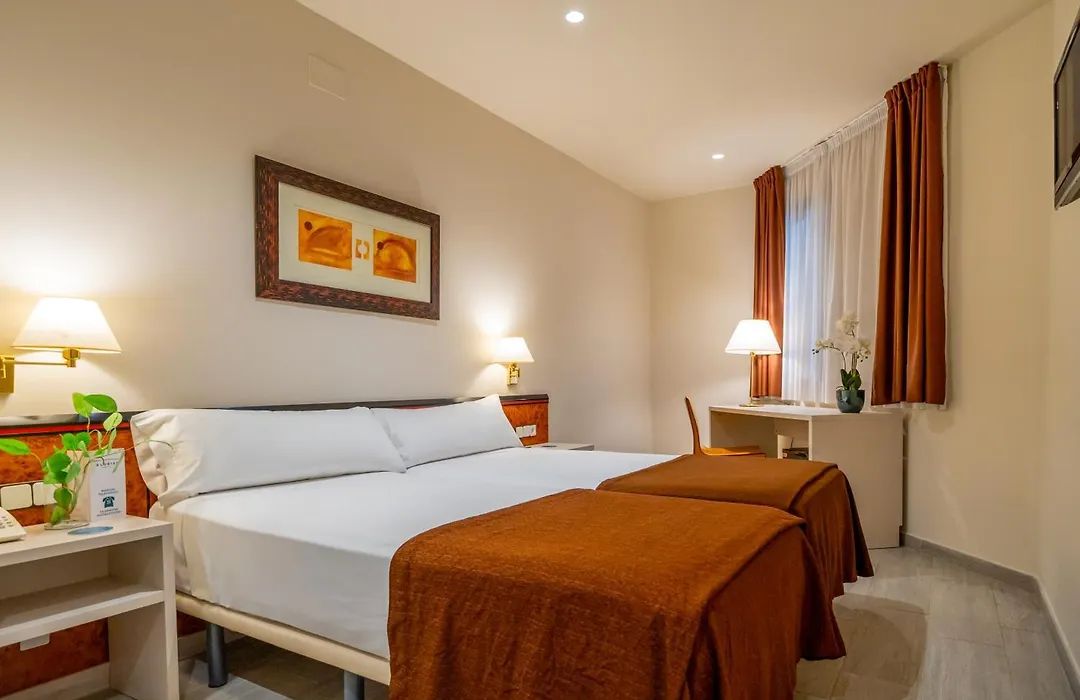 Hotel Glòries-1