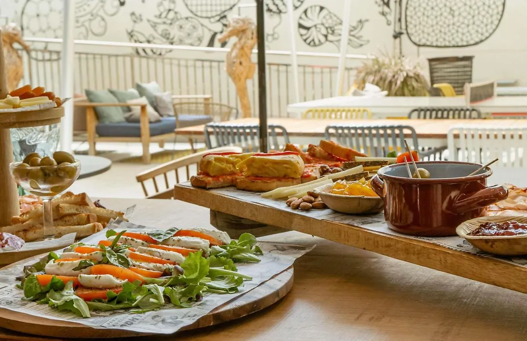 Ibis Styles Barcelona City Bogatell-1