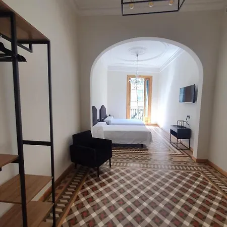 Hostal Lausanne-3