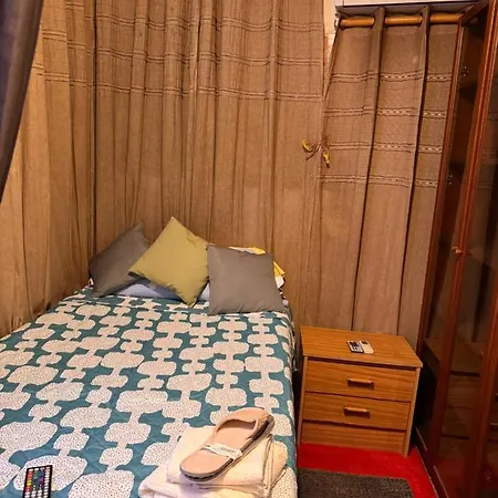 Bonita Habitación en chalet-2