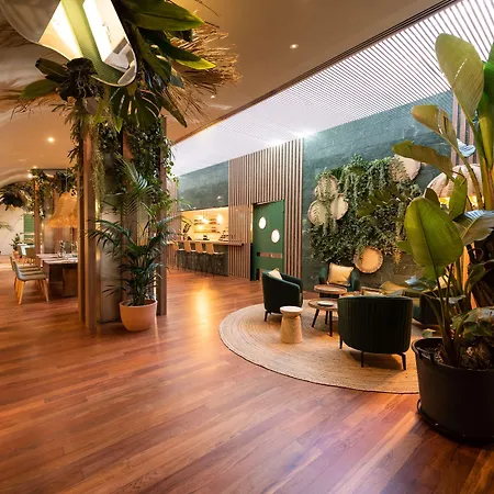 Aparthotel Atenea Barcelona-2