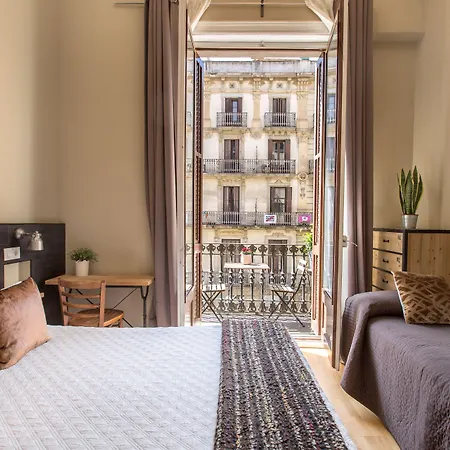 El Born Guest House By Casa Consell-2