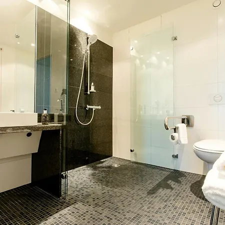 Motel One Barcelona-Ciutadella-3