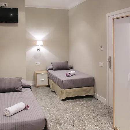 Hostal Medea-3
